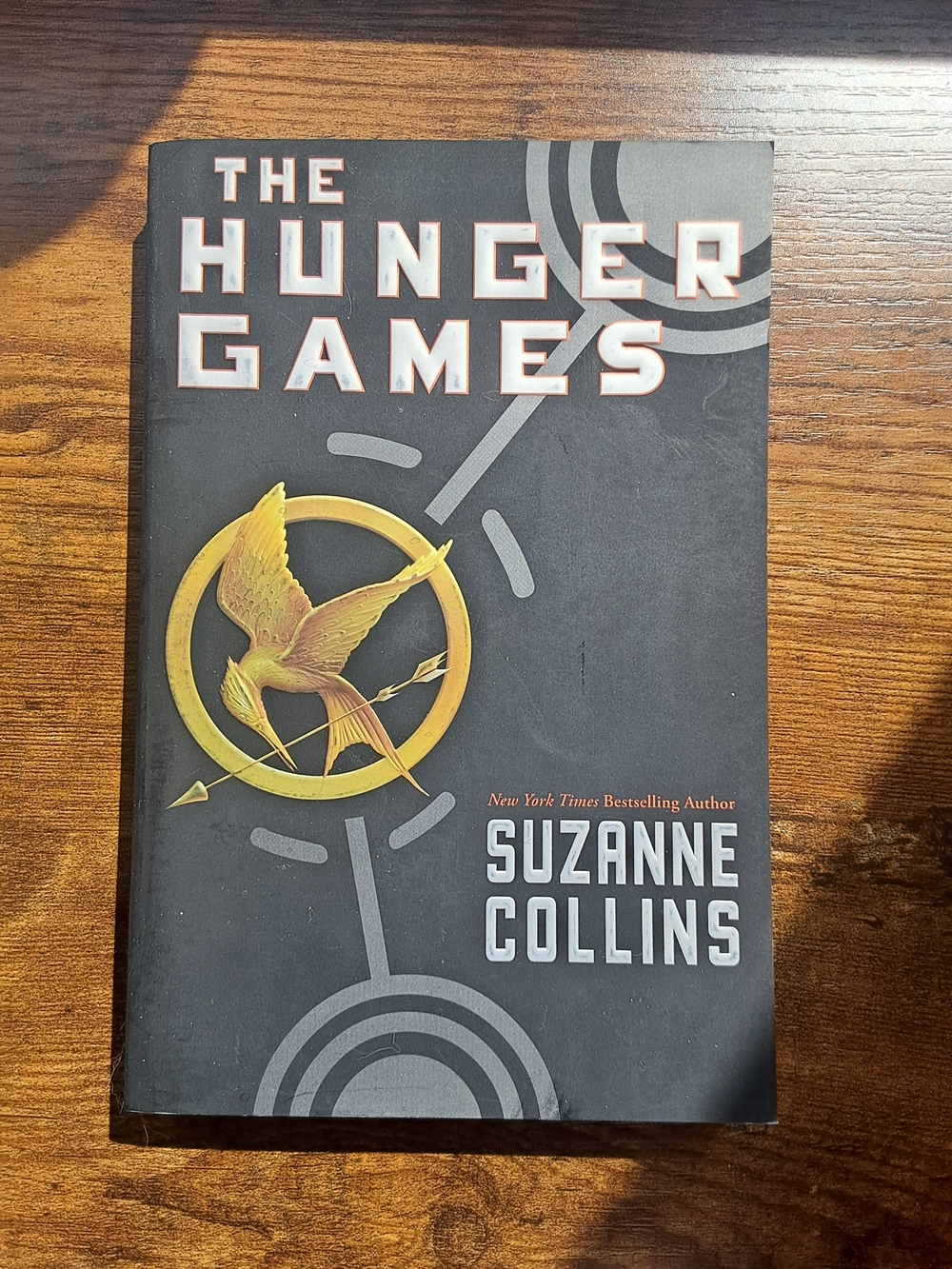 Free with purchase - Hunger Games Book 1
